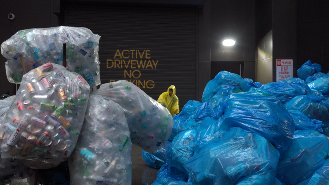 Wystawa "Spacery po śmieciach" w Galerii Białej