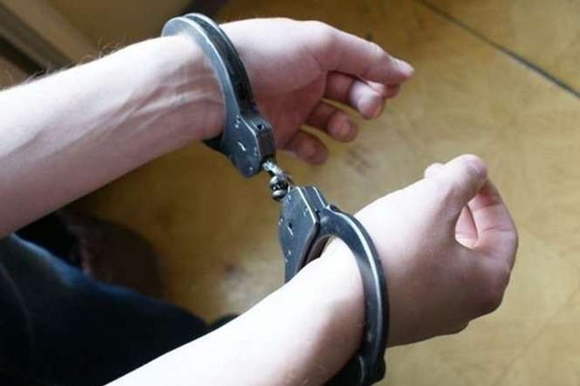 Wyszedł na przepustkę i kradł. Odpowie za osiem włamań Wyszedł na przepustkę i kradł. Odpowie za osiem włamań