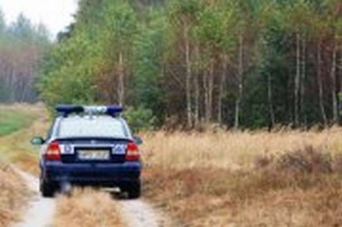 Wyszła na spacer i nie wróciła. Szukali jej całą noc