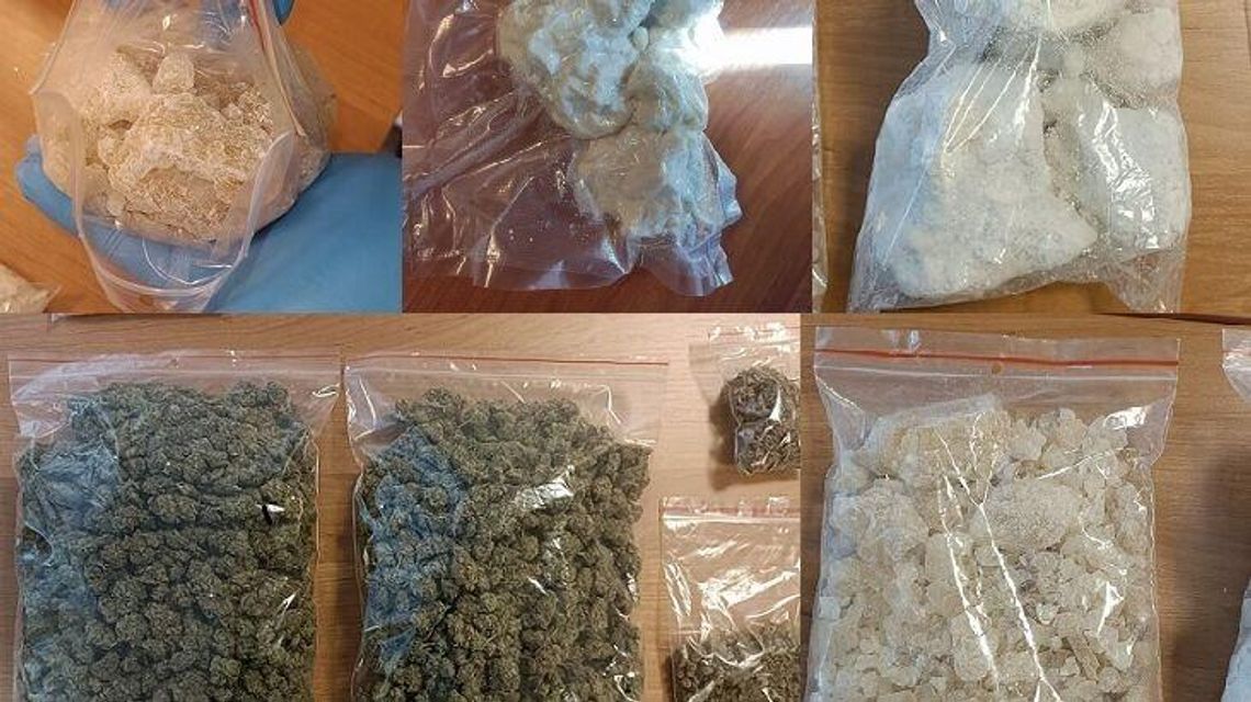 Wyszłoby z tego 12 tys. dilerskich porcji. Ale wszystko przejęli kryminalni z komisariatu Wyszłoby z tego 12 tys. dilerskich porcji. Ale wszystko przejęli kryminalni z komisariatu