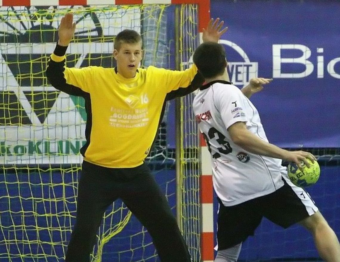 Wyszomirski numerem jeden w reprezentacji, Polacy walczą o ME