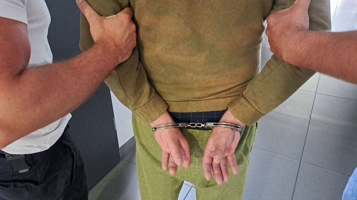 Wyzywał, ośmieszał, bił, groził nożem. Mąż oprawca zatrzymany Wyzywał, ośmieszał, bił, groził nożem. Mąż oprawca zatrzymany