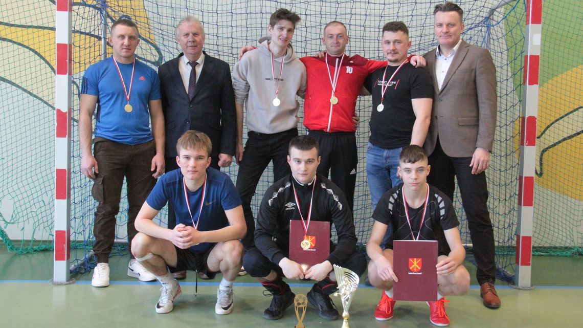 XV Halowy Turniej Piłki Nożnej o Puchar Wójta Gminy Stary Zamość dla Majdanu Sitanieckiego