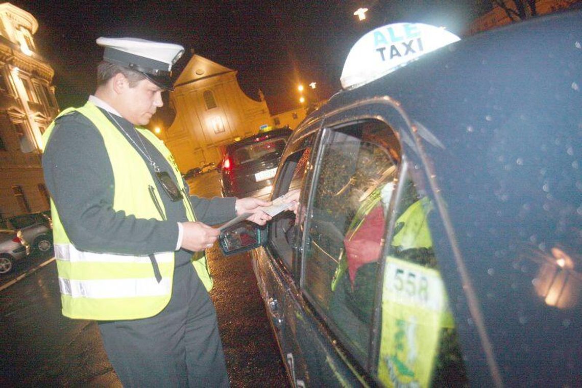 Z ITD i policją na nocnej akcji: Sądna noc dla taksówkarzy 