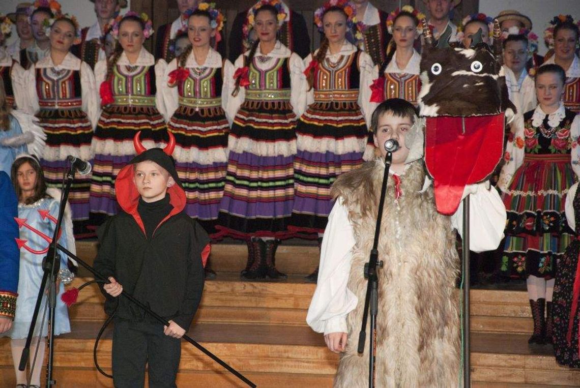 Z kolędą i z turoniem