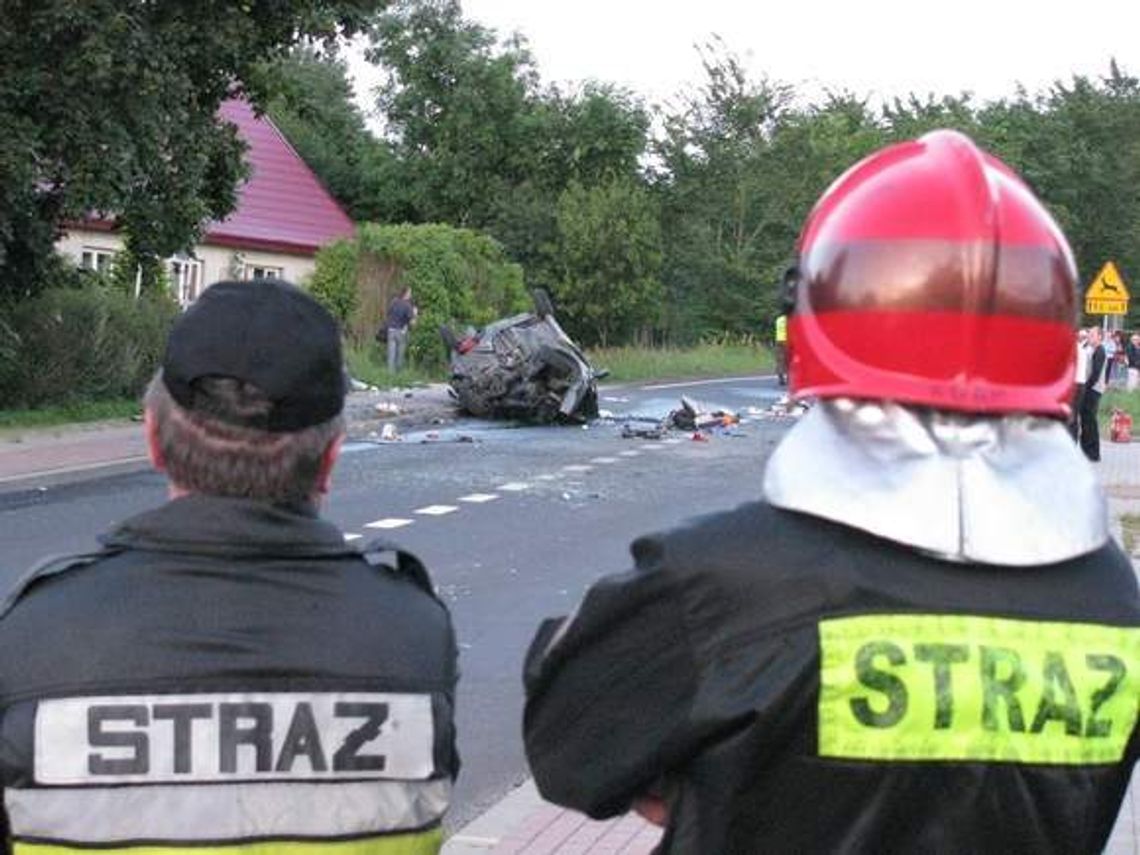 Z krajowej \"11\" zniknął jeden fotoradar. Skosił go kierowca BMW