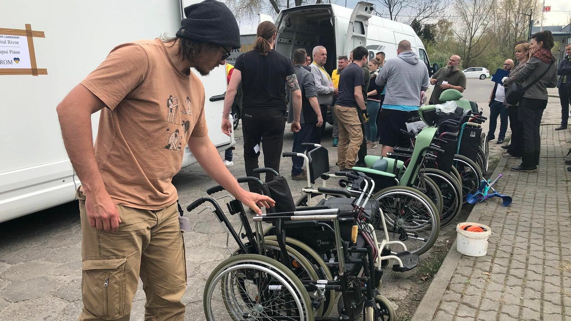 Z Lyonu do Zamościa. Przywieźli pomoc dla Ukrainy za 200 tys. euro [zdjęcia]