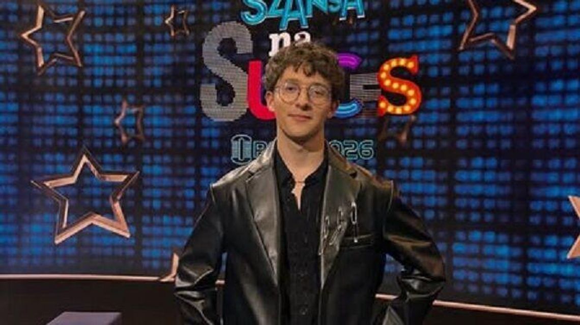 Z małej wioski do telewizyjnego show. Szymon zaśpiewa dzisiaj w "Szansie na sukces" Z małej wioski do telewizyjnego show. Szymon zaśpiewa dzisiaj w "Szansie na sukces"