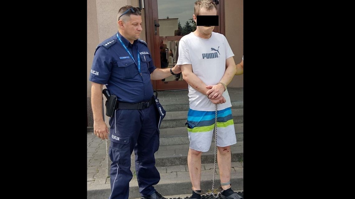 Z nożem na brata bliźniaka. Chciał go zabić Z nożem na brata bliźniaka. Chciał go zabić