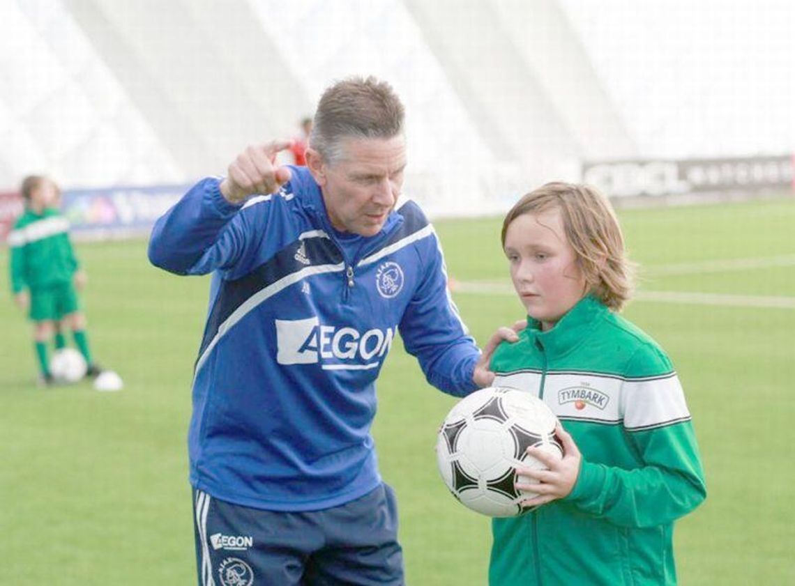 Z podwórka na stadion o Puchar Tymbarku. W nagrodę odwiedzili Amsterdam