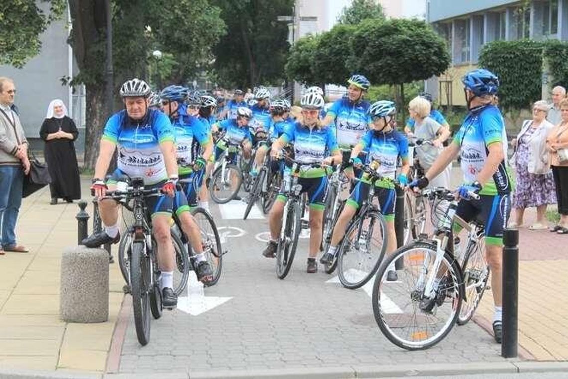 Z Puław rowerami na Jasną Górę, na mszę papieską Z Puław rowerami na Jasną Górę, na mszę papieską