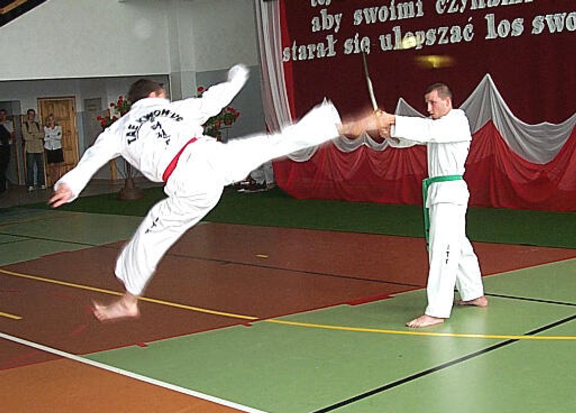 Z tae kwon do i dyskoteką Z tae kwon do i dyskoteką