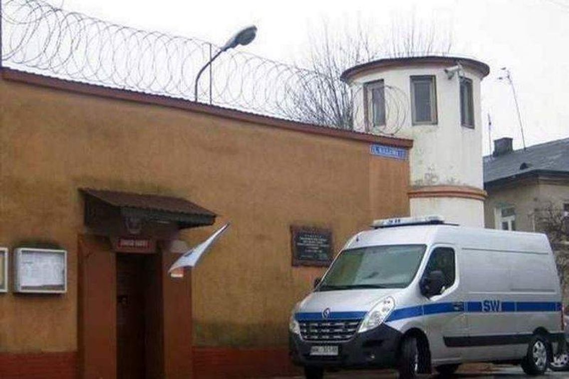 Z więzienia w Chełmie znowu uciekł więzień. "Wypadek przy pracy"