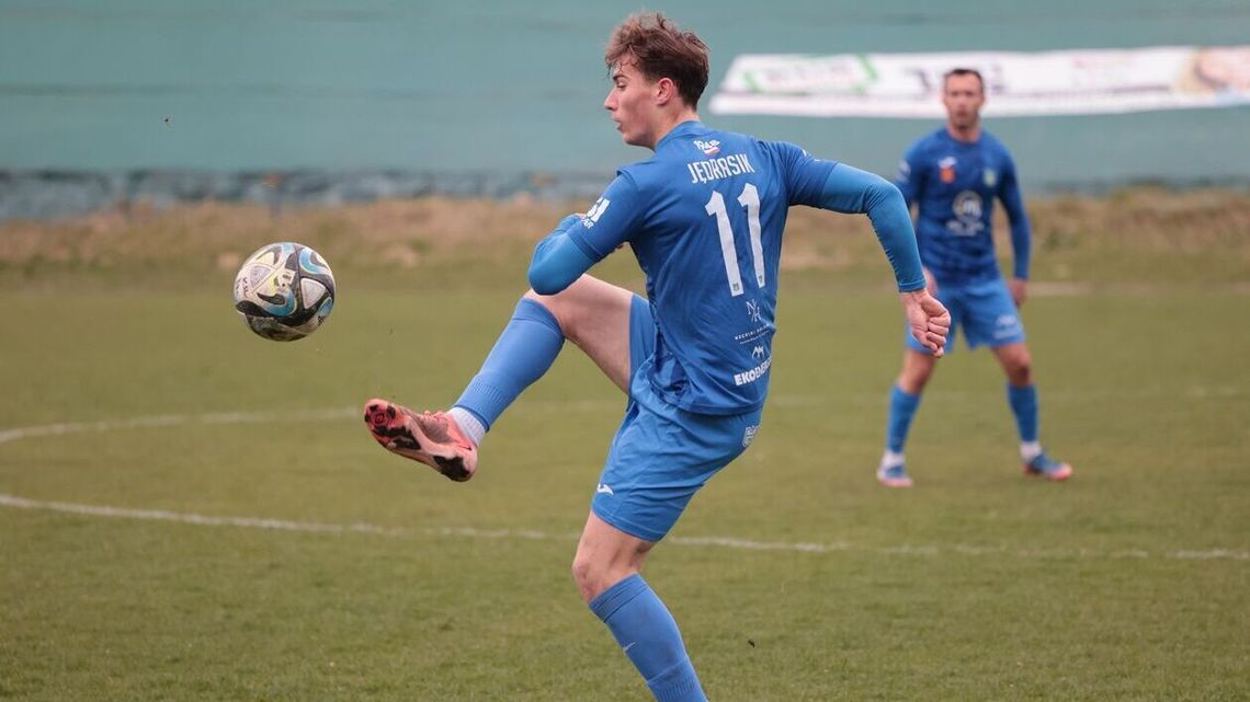 Za błędy trzeba płacić. Orlęta Spomlek przegrały ze Stalą Kraśnik Za błędy trzeba płacić. Orlęta Spomlek przegrały ze Stalą Kraśnik