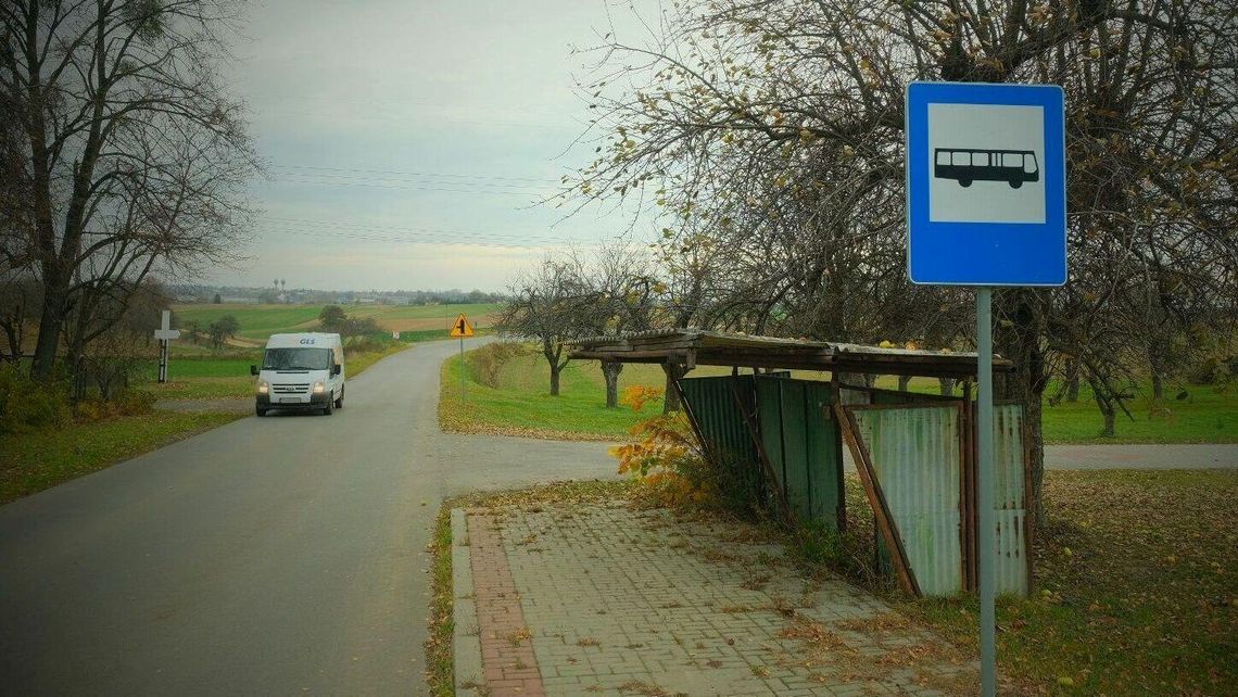 Za daleko od szosy, czyli niewidzialni z małych wsi