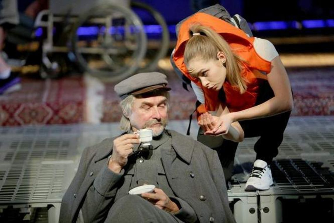 Za dużo grzybów w tym ukraińskim barszczu. Recenzja spektaklu \"Przyjdzie Mordor i nas zje”