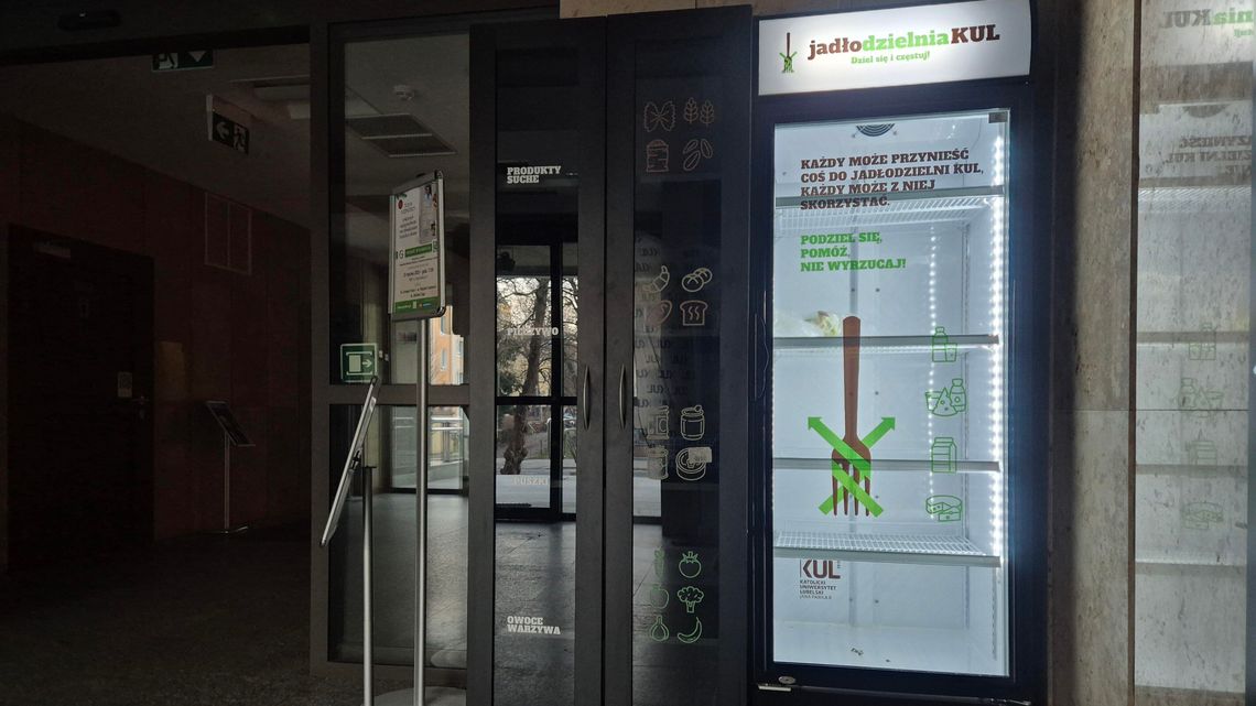 Za dużo sałatki jarzynowej? Nie wyrzucaj, przynieś do Jadłodzielni