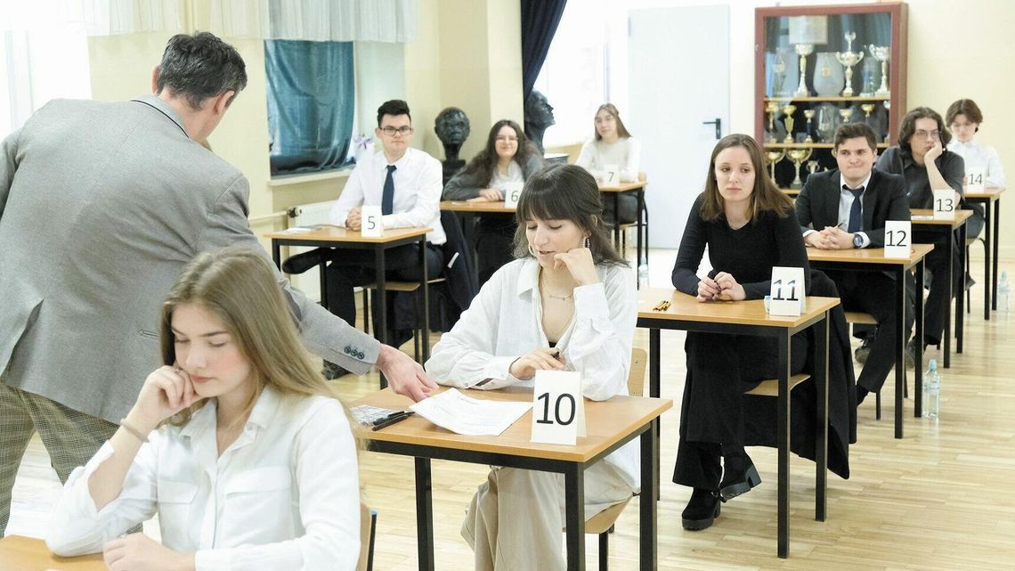 Za godzinę zaczyna się matura 2023. Ostatni moment na zebranie myśli