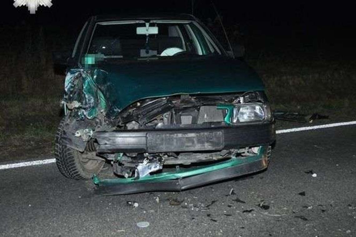 Za późno zauważył ciągnik, nie zdążył wyhamować. 53-latek w szpitalu Za późno zauważył ciągnik, nie zdążył wyhamować. 53-latek w szpitalu