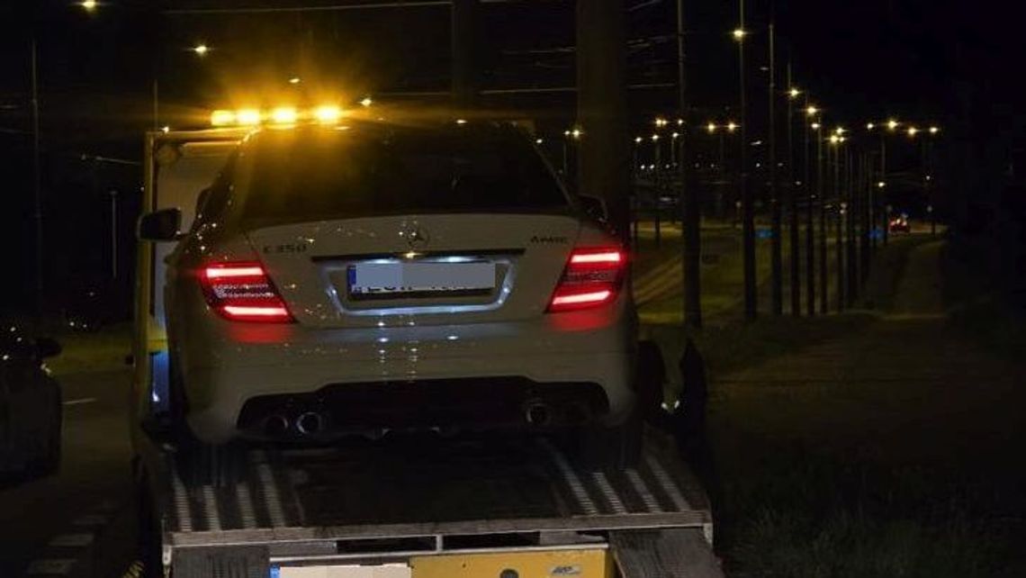 Za szybcy i za głośni. 61 wykroczeń i 38 mandatów