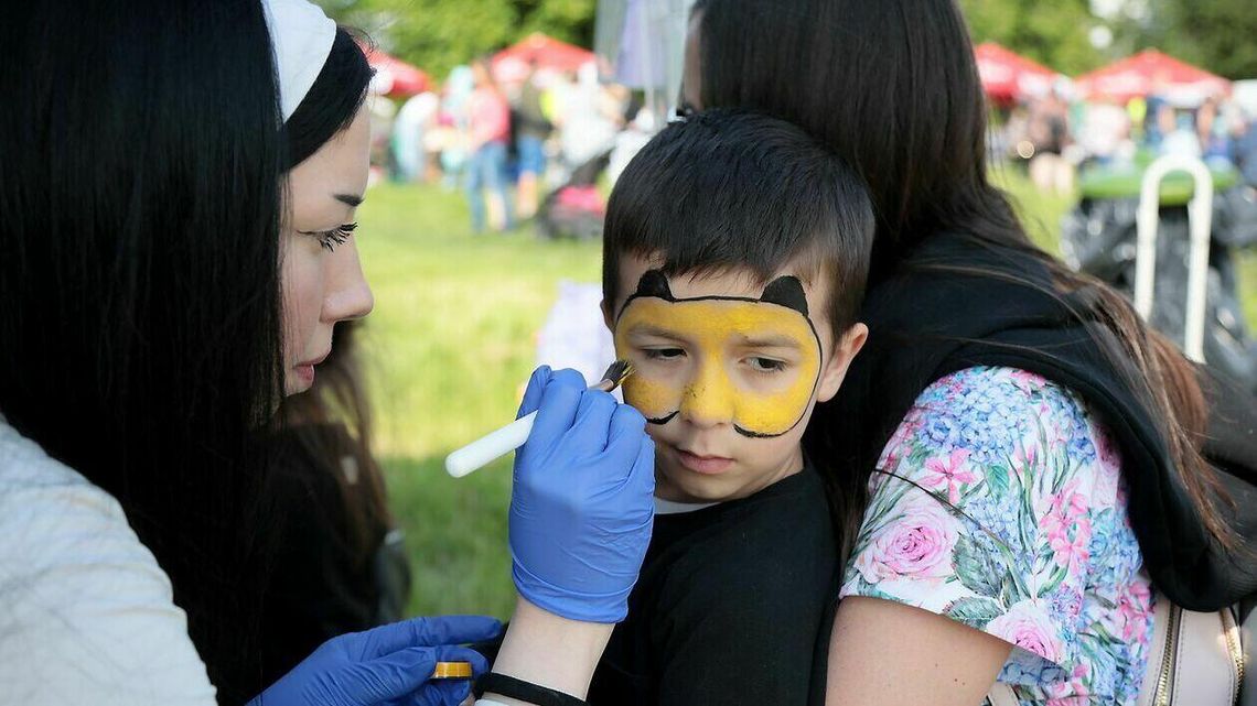 Zabawa na całego na osiedlowym festynie dla mam i dzieci 