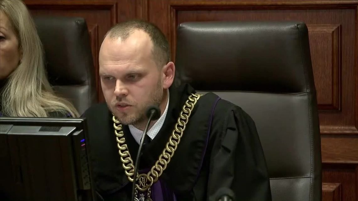 Zabił partnerkę i 3-letniego syna. Dożywocie dla Artura K. Zabił partnerkę i 3-letniego syna. Dożywocie dla Artura K.