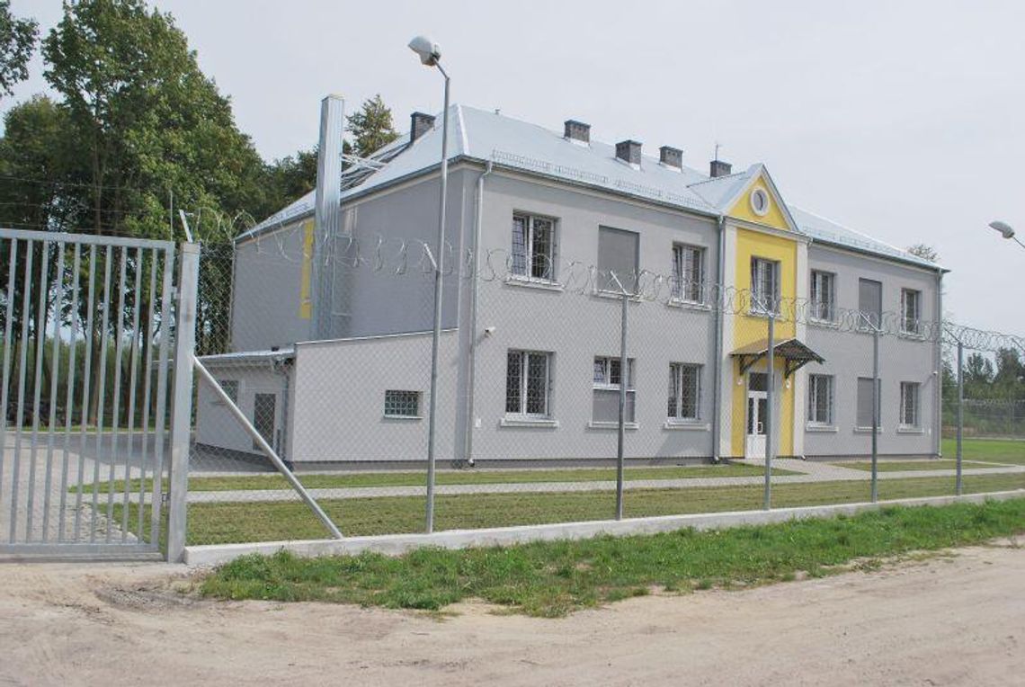 Zabłocie: Więzienie zamiast szkoły