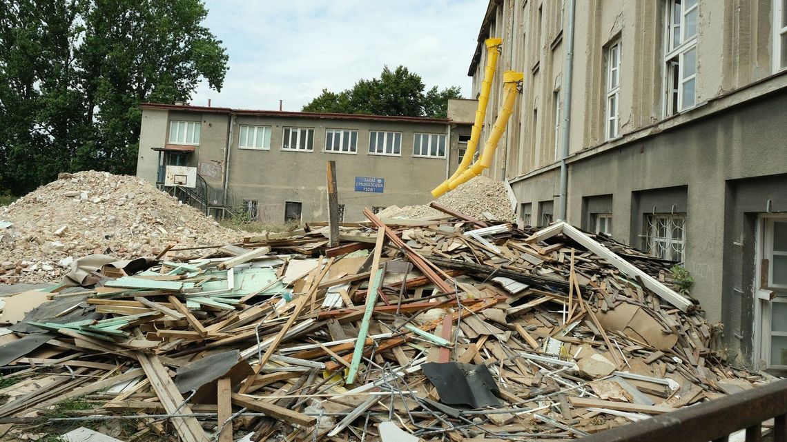 Zabytkowa szkoła do przebudowy. Będą nowe mieszkania w centrum Lublina Zabytkowa szkoła do przebudowy. Będą nowe mieszkania w centrum Lublina