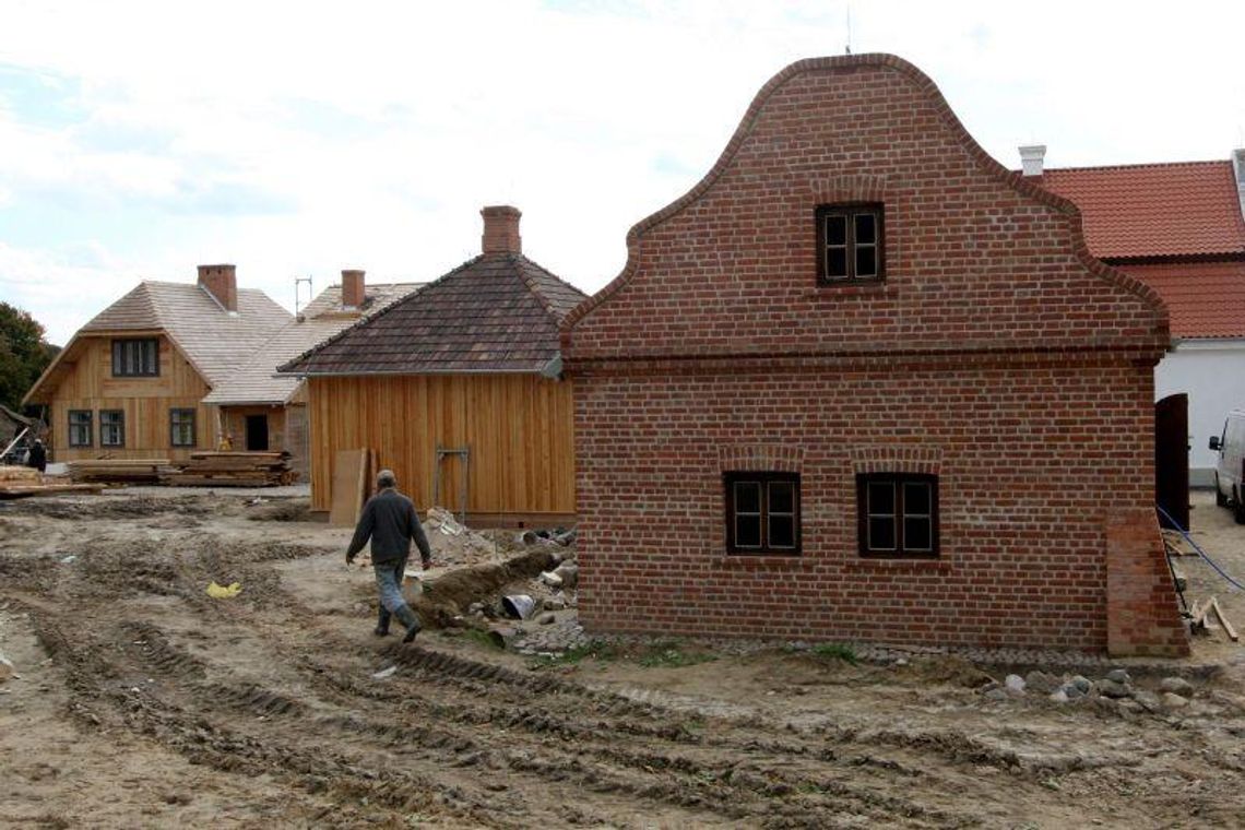 Zabytkowe miasteczko w Skansenie prawie gotowe (zdjęcia) Zabytkowe miasteczko w Skansenie prawie gotowe (zdjęcia)