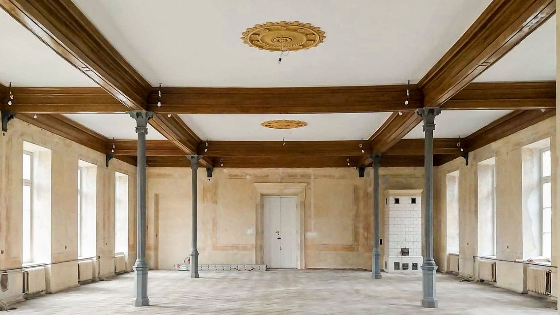 Zabytkowy sufit jak nowy. Instytut liczy na więcej