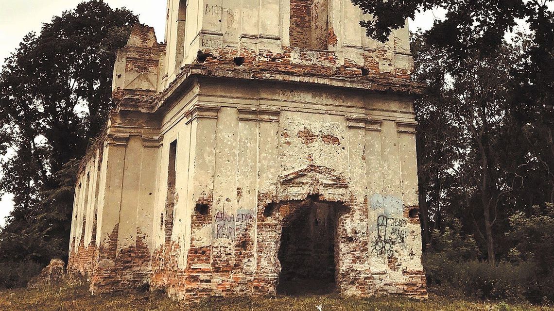 Zabytkowy zbór kalwiński w Piaskach będzie nie tylko oświetlony
