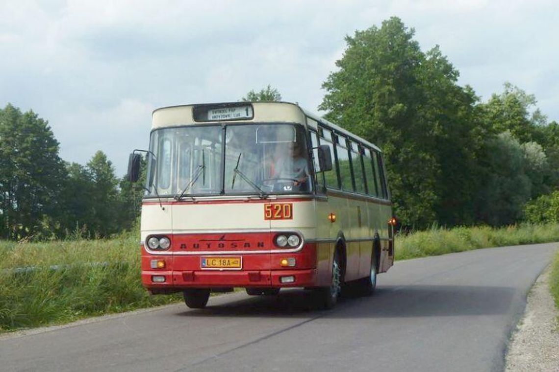 Zabytkowym autosanem po Kraśniku Zabytkowym autosanem po Kraśniku