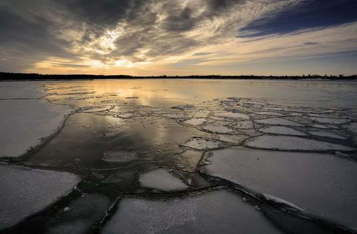 Zachód słońca nad Zalewem Zemborzyckim [zdjęcia]