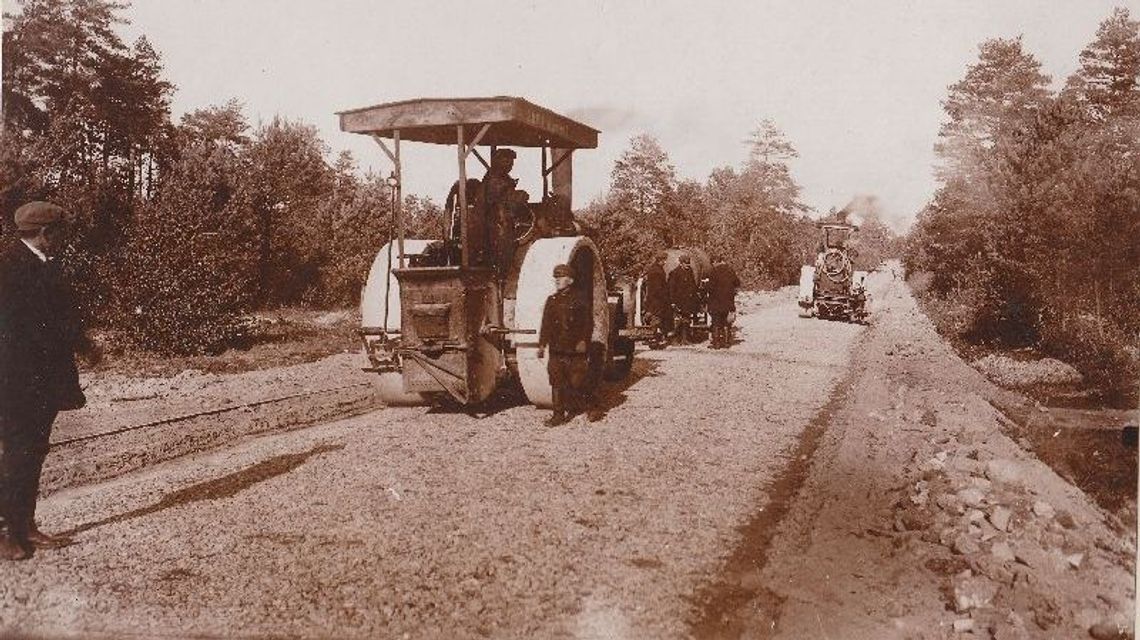 Zaczęło się od Dyrekcji Jeneralnej Dróg i Mostów. 200 lat polskich drogowców