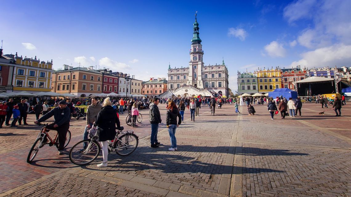 Zadymiony Zamość. Jak dostosować miasto do zmian klimatu? Znamy propozycje