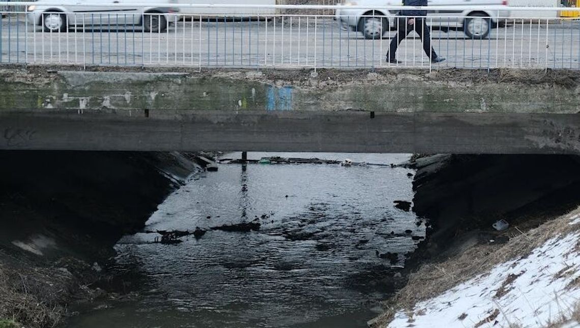 Zadzwonił na numer alarmowy: zabiłem swoją żonę, a ciało wrzuciłem do rzeki