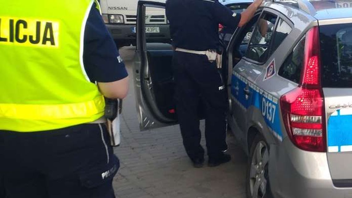 Zaginęła 13-latka z Lublina. Policjanci znaleźli ją w krzakach
