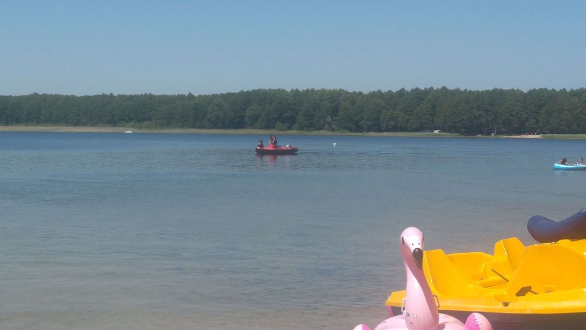 Zagłębocze: 21-latek zaginął na jeziorze, akcja poszukiwawcza