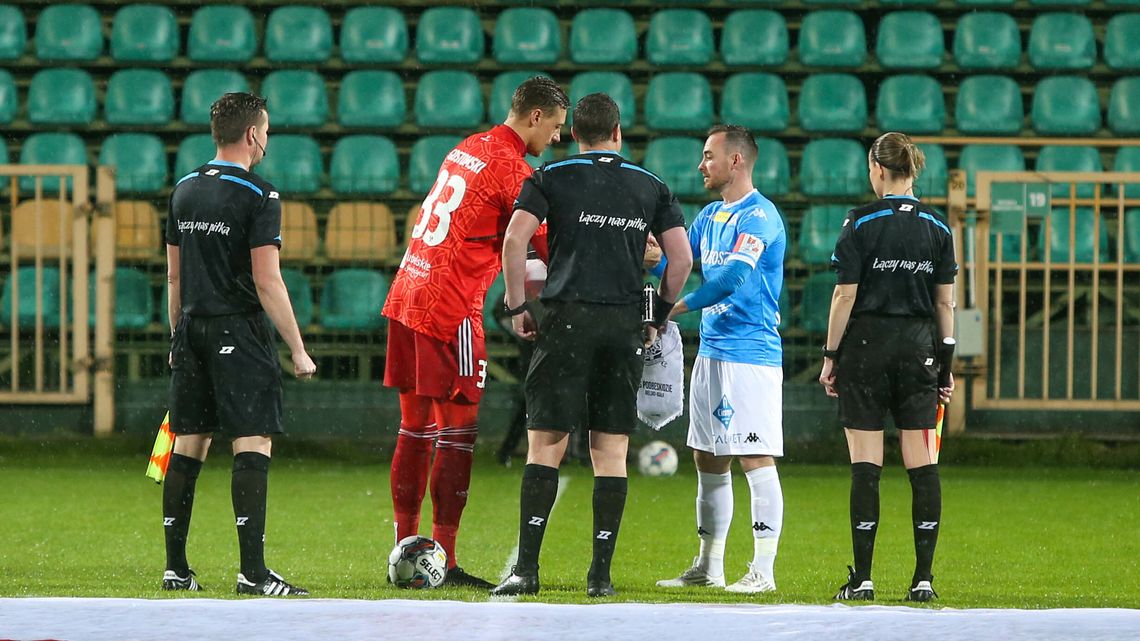 "Zagraliśmy bardzo źle przed przerwą". Opinie po meczu Górnika Łęczna z Podbeskidziem Bielsko-Biała