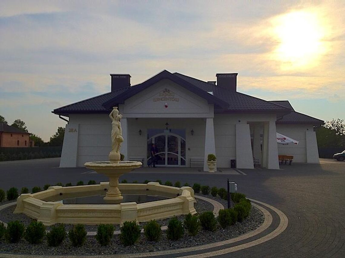 Zajazd Wincentów. Recenzja