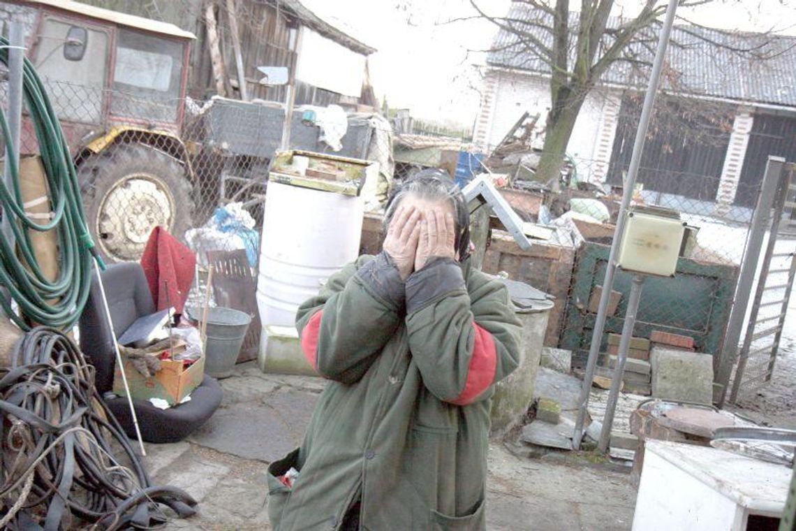 Zajęli część gospodarstwa pod lotnisko. \"Przyszli i wszystko wynieśli\" Zajęli część gospodarstwa pod lotnisko. \"Przyszli i wszystko wynieśli\"