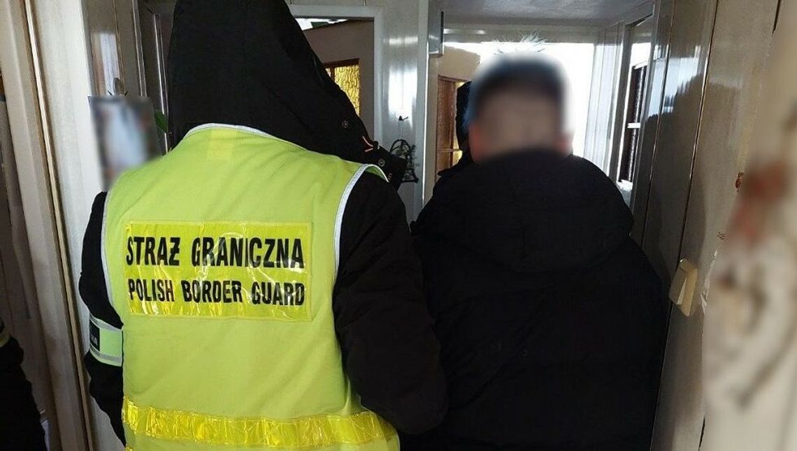 Zajmowali się przemytem ludzi. Trafili do aresztu Zajmowali się przemytem ludzi. Trafili do aresztu
