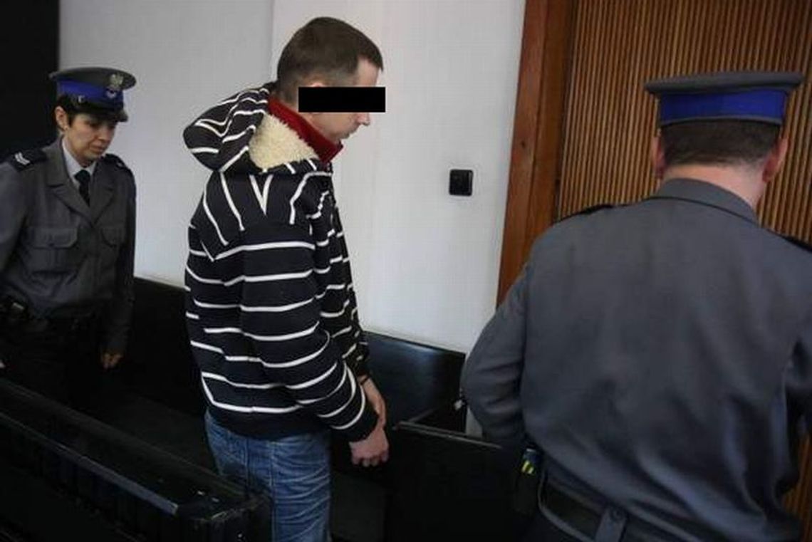 Zakatował kobietę młotkiem. Chce tylko 10 lat więzienia
