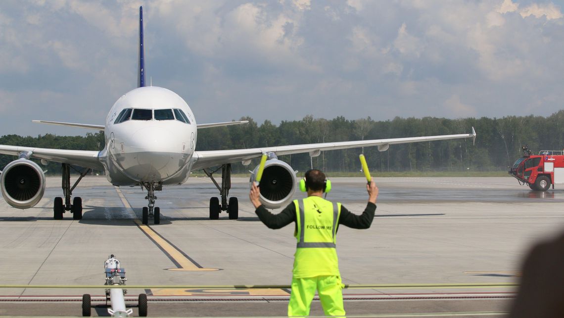 Zakaz lotów z 43 krajów do Polski z powodu koronawirusa. Nowe rozporządzenie