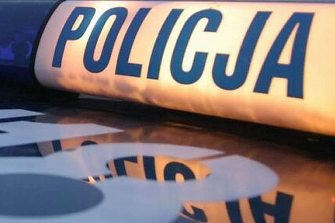 Zakręcie. Zginął pieszy potrącony przez samochód Zakręcie. Zginął pieszy potrącony przez samochód