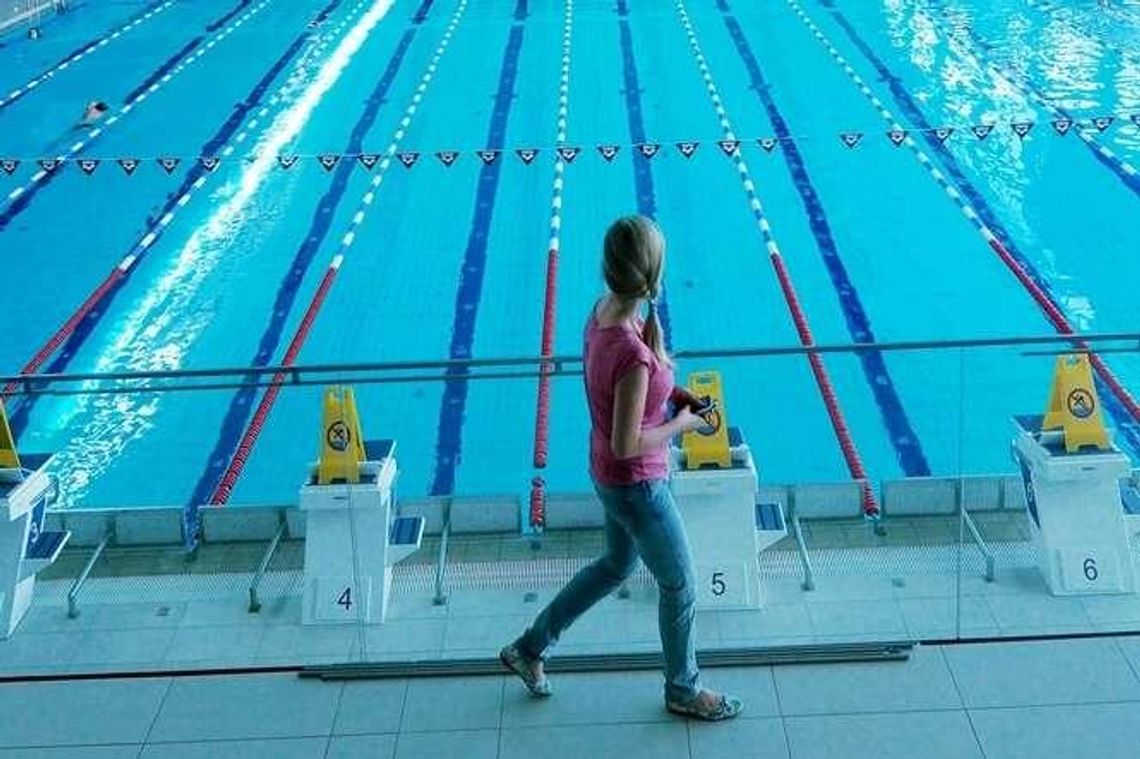 Załatwił się w Aqua Lublin. MOSiR grozi sądem