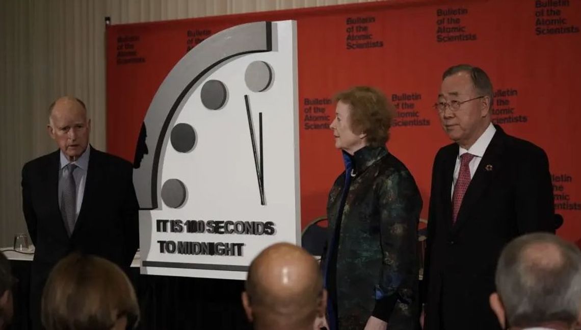 Zaledwie 100 sekund dzieli nas od północy. Wskazówki Zegara Zagłady zbliżyły się do godziny "zero"