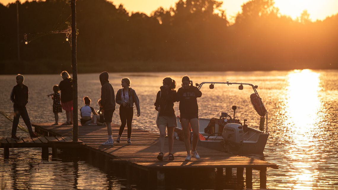 Zalew zaostrza zasady wstępu. Parkujący w lesie zapłacą więcej Zalew zaostrza zasady wstępu. Parkujący w lesie zapłacą więcej