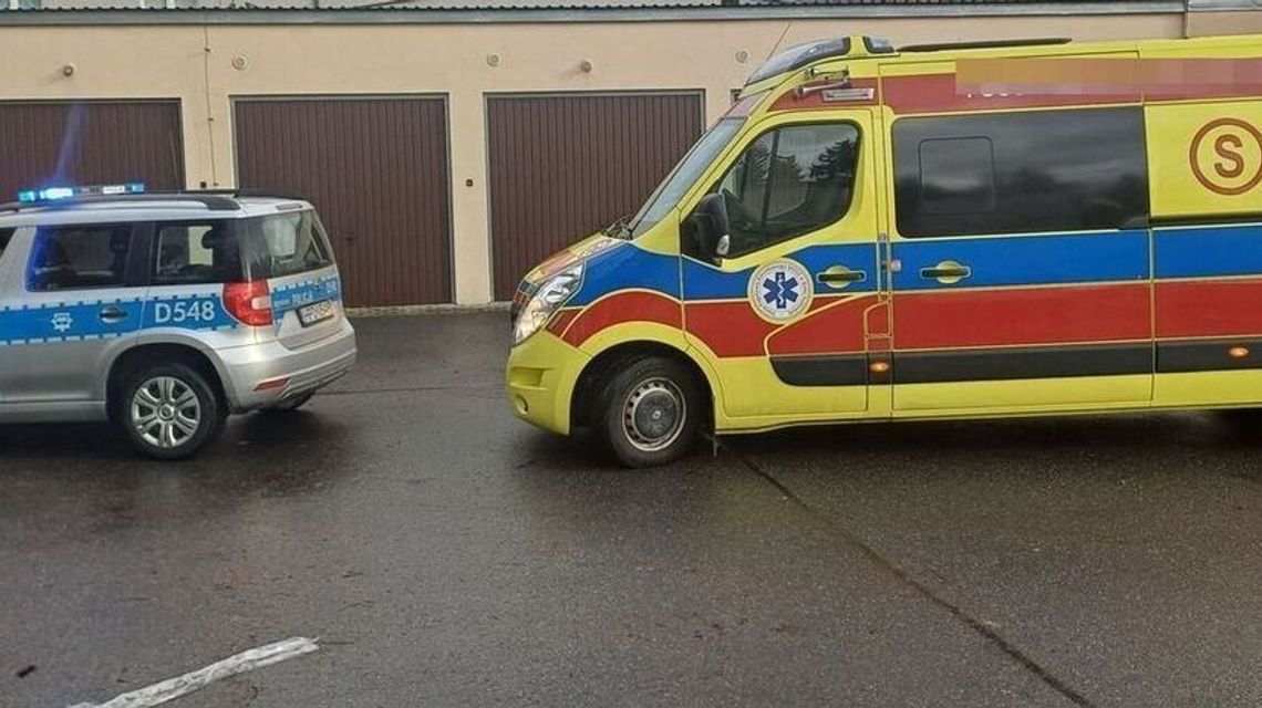 Załoga karetki uniemożliwiła jazdę pijanemu kierowcy Załoga karetki uniemożliwiła jazdę pijanemu kierowcy