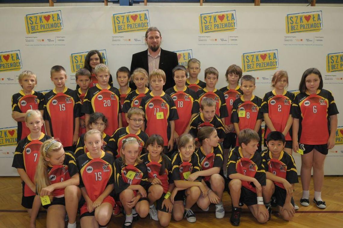 Załóż strój kibica, wygraj bilet na mecz